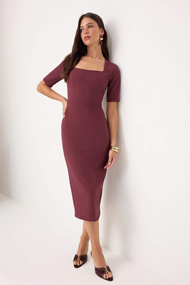 Plum Sleeveless Midi Woven Dress