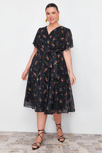 Plus Size Floral Patterned Dress