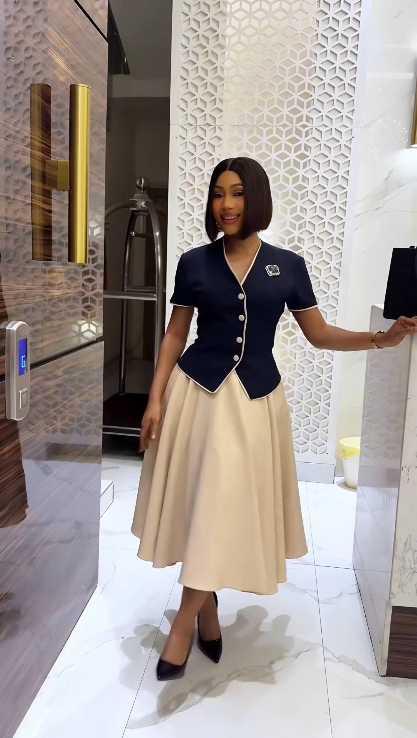 Navy & Cream Executive Set